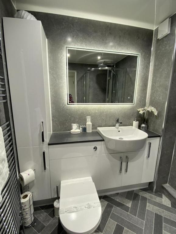 Ferienwohnung Super Prime Luxury Waterfront View Dbay By Tba Saint Davids  Exterior foto